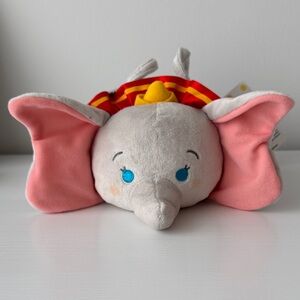 Disney Tsum Tsum - Dumbo set of 4 minis with Velcro carrying case + bonus dumbo